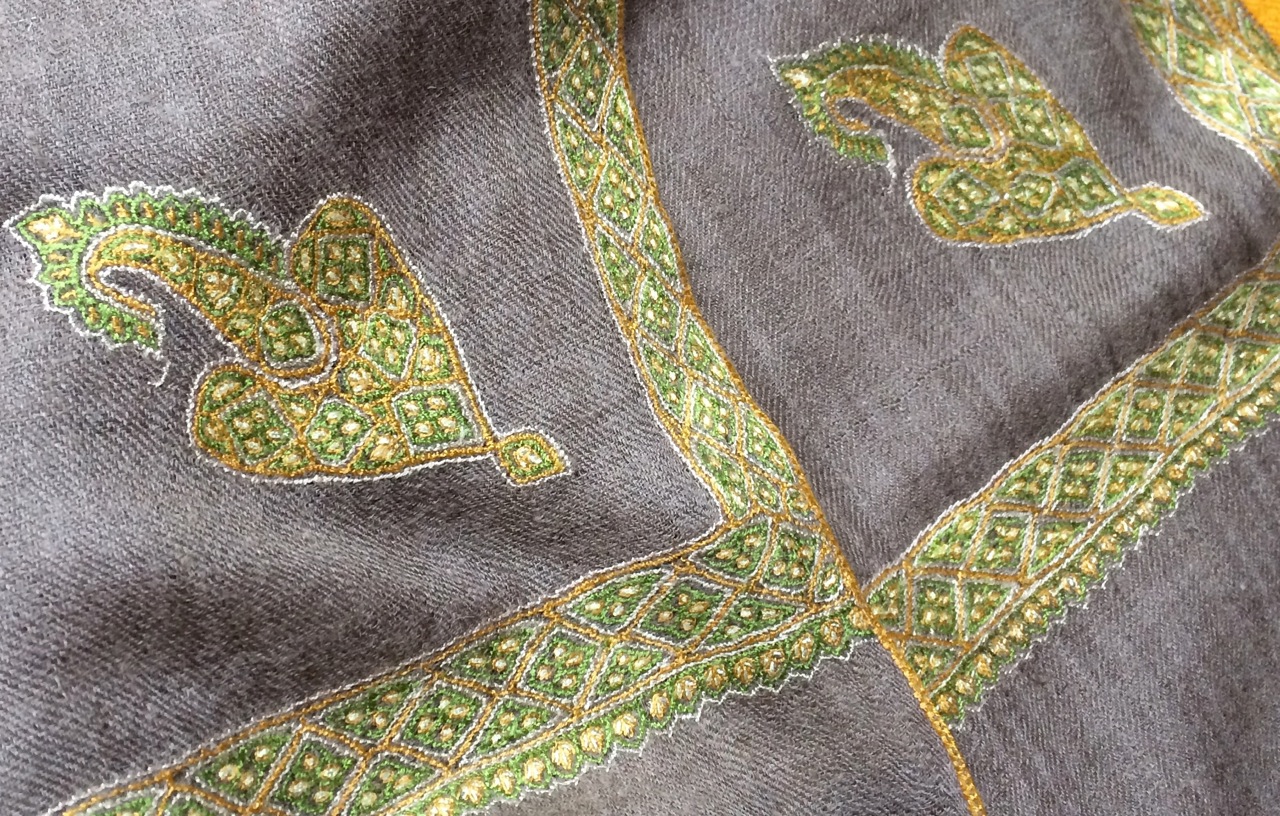 original toosh cashmere pashmina with handmade reversible embroidery