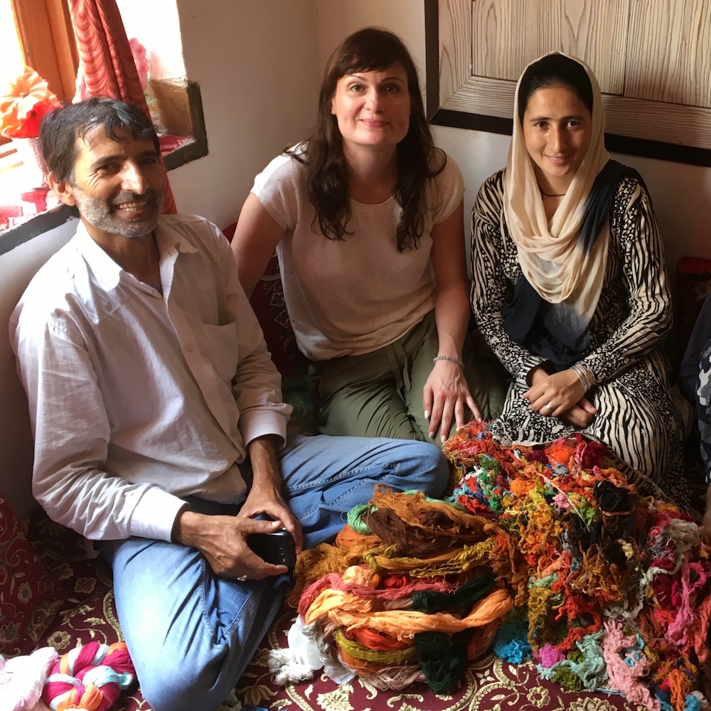 Visite des artisans kashmiri qui font les pashminas à Srinagar