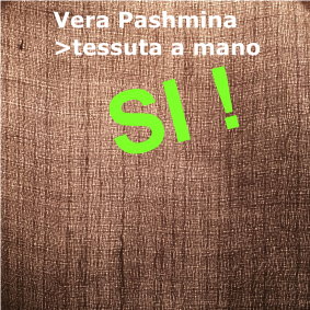 Una vera pashmina presenta una tessitura irregolare garanzia della realizzazione a mano